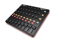 akai-midimix_5ae33334d43ae.jpg