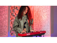 akai-professional-mpc-key-37_65dc6d9376250.jpg