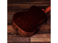 barnes-mullins-concert-ukulele-walnut_6915ab017e247.jpg