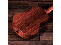 barnes-mullins-tenor-ukulele-walnut_6915ae3e9617a.jpg