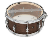 bdw-pdp-walnut-limited-edition-14-x-65-snare-drum-pdsn6514mwns-b_68429f6667165.jpg