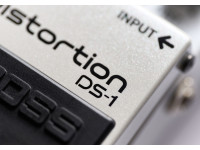 boss-ds-1-wh-white-limited-edition-pedal-distorcao-iconico_67482ff667dc4.jpg