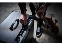 boss-katana-210b-bass-combo-de-baixo-profissional-classe-ab-160-watts_623a05e6088a1.jpg