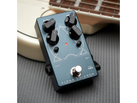 darkglass-alpha-omicron-bass-distortion_6a2ac412c11be.jpg
