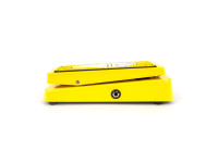 dunlop-kirk-hammet-cry-baby-wah_682f2ccd0d94f.jpg