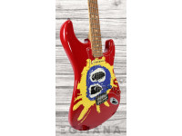 fender-30th-anniversary-screamadelica-pau-ferro-fingerboard-custom-graphic_637e4d552097e.jpg