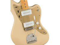 fender-40th-anniversary-jazzmaster-vintage-edition-maple-fingerboard-gold-anodized-pickguard-satin-desert-sand_62cc4a8714207.jpg