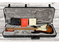 fender-american-professional-ii-roasted-maple-fingerboard-anniversary-2-color-sunburst_65c4ac3857b87.jpg