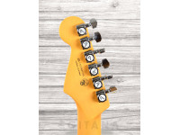 fender-american-ultra-strat-mn-hss-texastea_60e87f0f34495.jpg