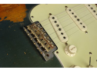 fender-custom-1963-stratocaster-heavy-relic-masterbuilt-dale-wilson_6a33c87131154.jpg