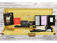 fender-custom-shop-1957-stratocaster-heavy-relic-1-piece-quartersawn-mn-black_6a5a433d840ab.jpg