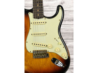 fender-custom-shop-lim-ed-62-strat-heavy-relic-faded-3-color-sunburst_66d7339a73870.jpg
