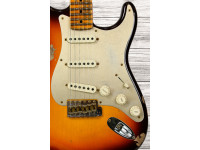 fender-custom-shop-limited-edition-58-strat-heavy-relic-chocolate-3-tone-sunburst_66e312732734f.jpg
