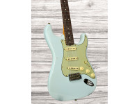 fender-custom-shop-limited-edition-63-stratocaster_684017241c47a.jpg