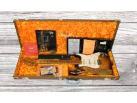 fender-custom-shop-limited-edition-red-hot-super-heavy-relic-maple-fingerboard-faded-aged-chocolate-3-color-sunburst_641c7ed55e4bb.jpg