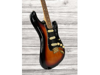 fender-fsr-player-gold-hardware-pau-ferro-fb-3-tone-sunburst_64149dddd072f.jpg