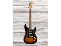 fender-fsr-player-gold-hardware-pau-ferro-fb-3-tone-sunburst_64149e733f280.jpg