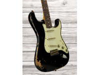 fender-michael-landau-signature-1968-stratocaster-round-laminated-rosewood-black_679c990a04db3.jpg