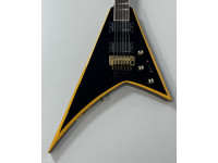 jackson-rrx24-black-w-yellow-bevels-b-stock_681109f67f4b4.jpg