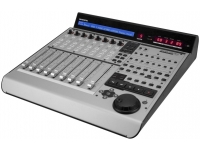 mackie-control-universal-pro_5b3a353bb4678.jpg