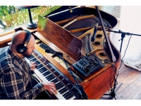 mackie-performer-bundle_5e43c77244123.jpg
