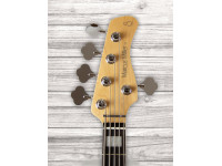 marcus-miller-v7-alder-5-awh-2nd-gen_628788fc2f277.jpg