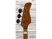 marcus-miller-v8-4-ts_636394dbbd955.jpg
