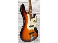 marcus-miller-v8-4-ts_636394e3eff87.jpg