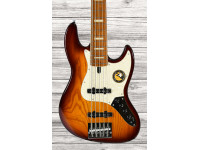 marcus-miller-v8-5-ts_6363a00b3b008.jpg
