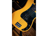 markbass-mb-yellow-pb_6734bfb170122.jpg