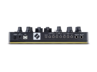 novation-circuit-mono-station_5b05846b0c361.jpg