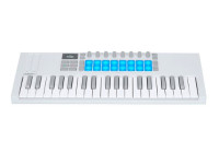 novation-launchkey-mini-37-mk4-wh_692086845282a.jpg