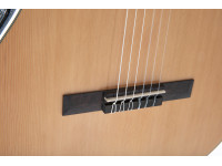 ovation-celebrity-traditional-cs24c-mid-cutaway-nylon-natural_683469ac57072.jpg