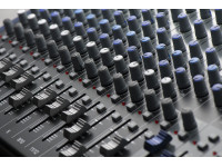 presonus-studiolive-ar16c_62078a7a396d6.jpg