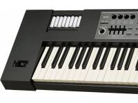 roland-juno-ds-88_59940caef020f.jpg