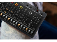 roland-t-8-caixa-de-ritmos-aira-compact_628e676b5e048.jpg