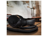 sennheiser-hd-400-pro_655c8e237b15b.jpg