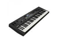 Sintetizador e sampler/Sintetizadores Yamaha CK61 Sintetizador Premium de 61 Teclas FSB