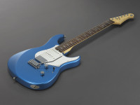 yamaha-pacifica-profesional-pacp12sb-sparkle-blue_6654b2e8263f1.jpg